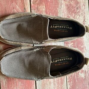 Skechers Men's Brown Relaxed Fit Slip-On Loafers